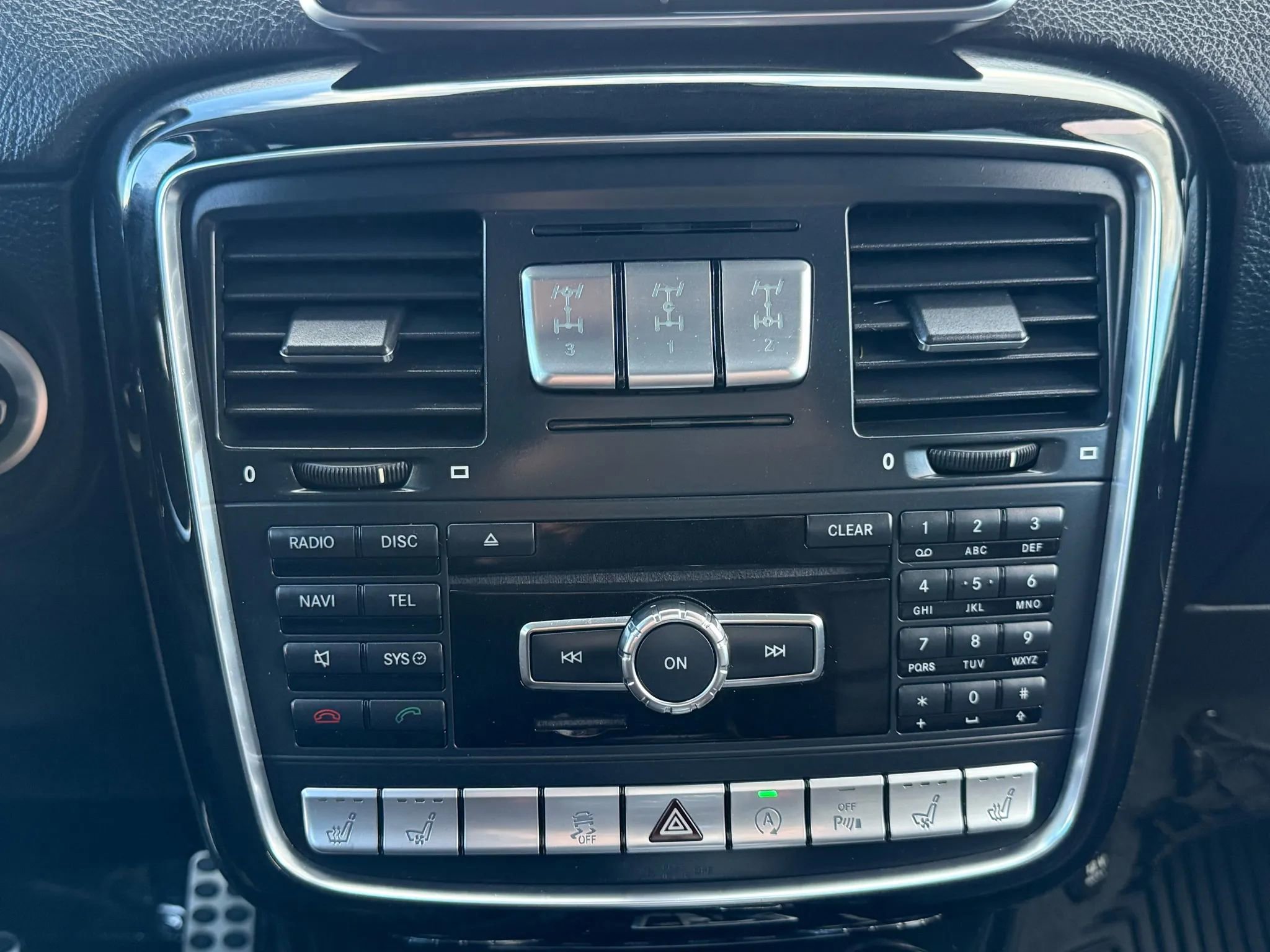 Used 2016 Mercedes-Benz G 550 image 26