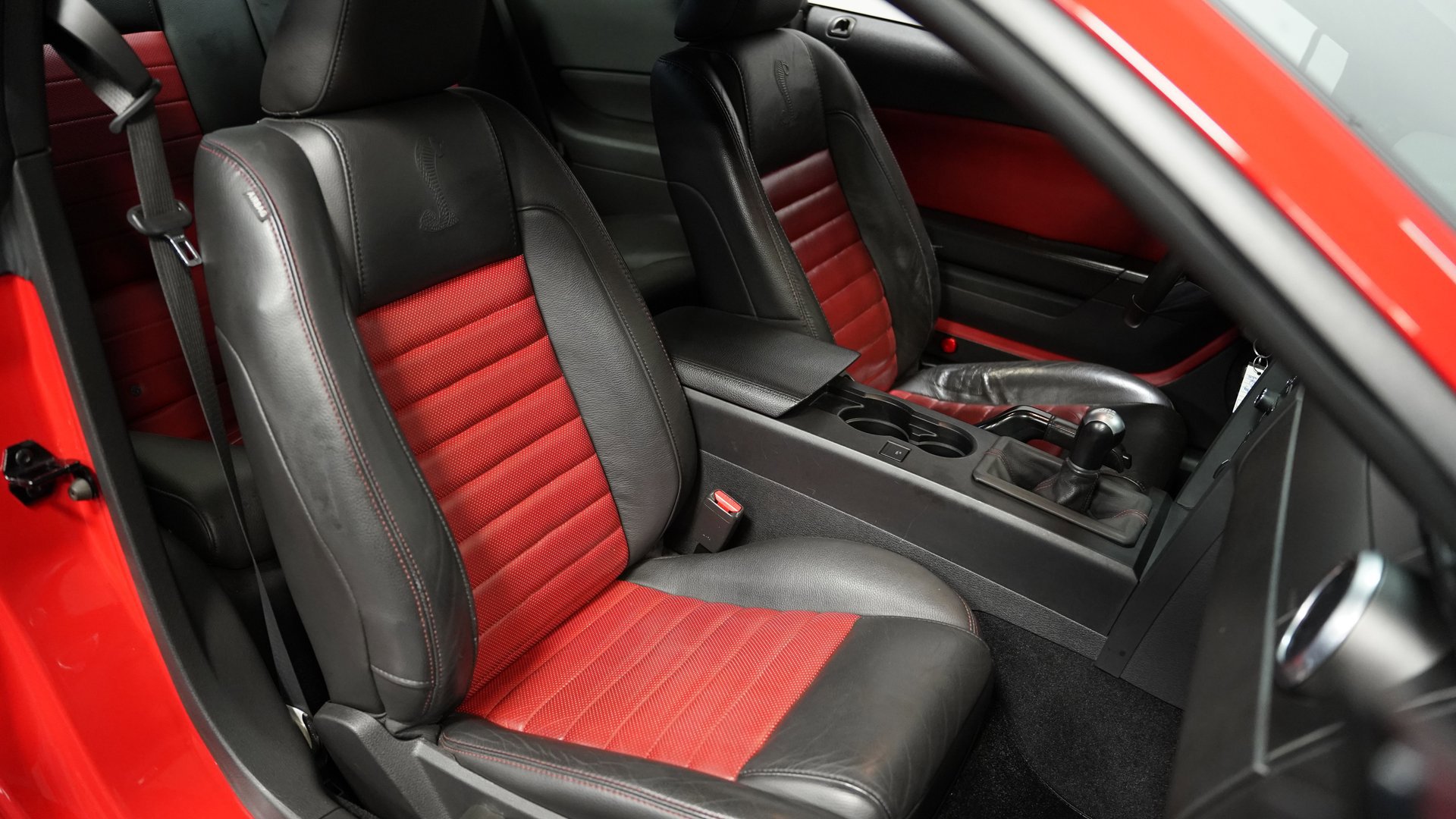 Used 2009 Ford Mustang Shelby GT500 RWD image 38