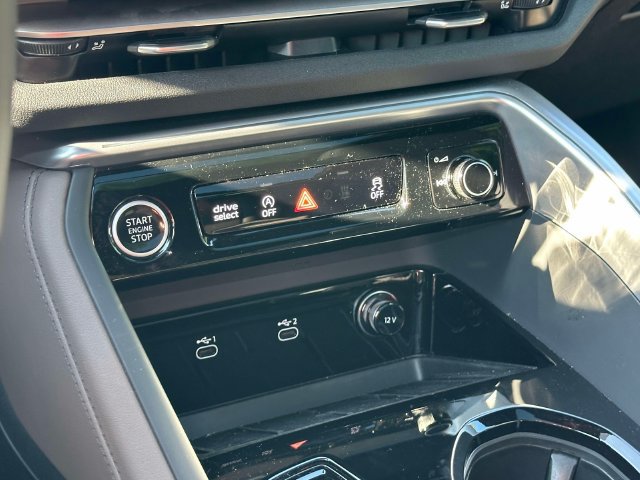 Certified 2025 Audi Q5 Premium Plus AWD/4WD image 31