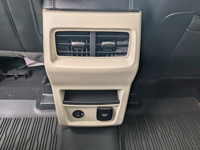Certified 2022 Ford Edge Titanium AWD/4WD image 15