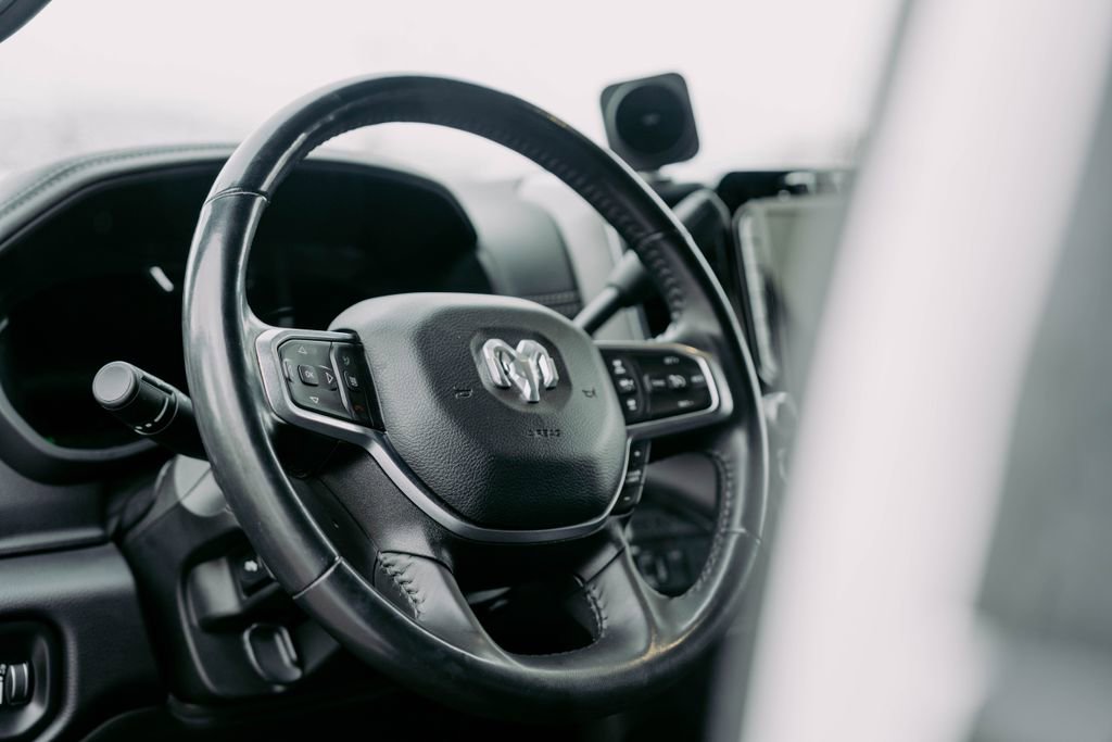 Used 2024 RAM 3500 Laramie w/ Night Edition image 20