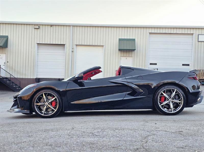 Used 2023 Chevrolet Corvette Stingray Premium Cpe w/ Z51 Performance Package RWD image 5