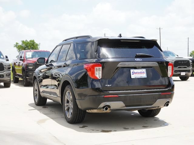 Used 2021 Ford Explorer XLT w/ Equipment Group 202A RWD image 7