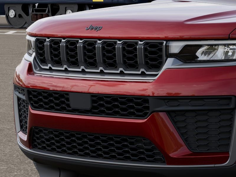 New 2026 Jeep Grand Cherokee Altitude image 11