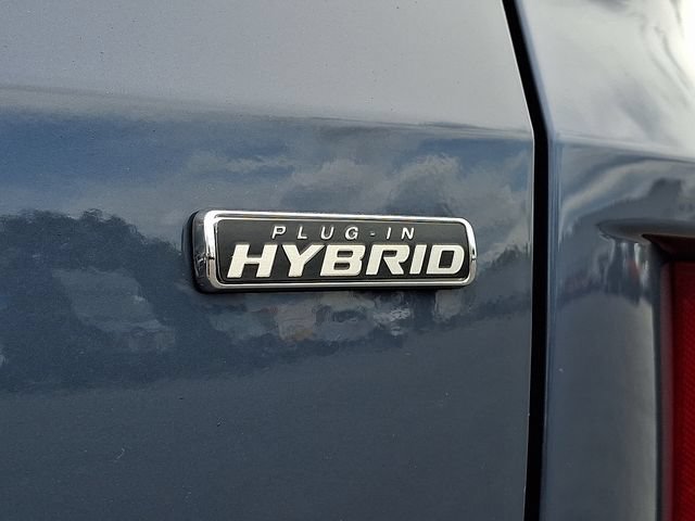 Used 2024 Ford Escape SE w/ PHEV Premium Package FWD image 32