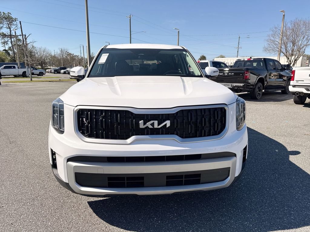 Used 2024 Kia Telluride LX image 8