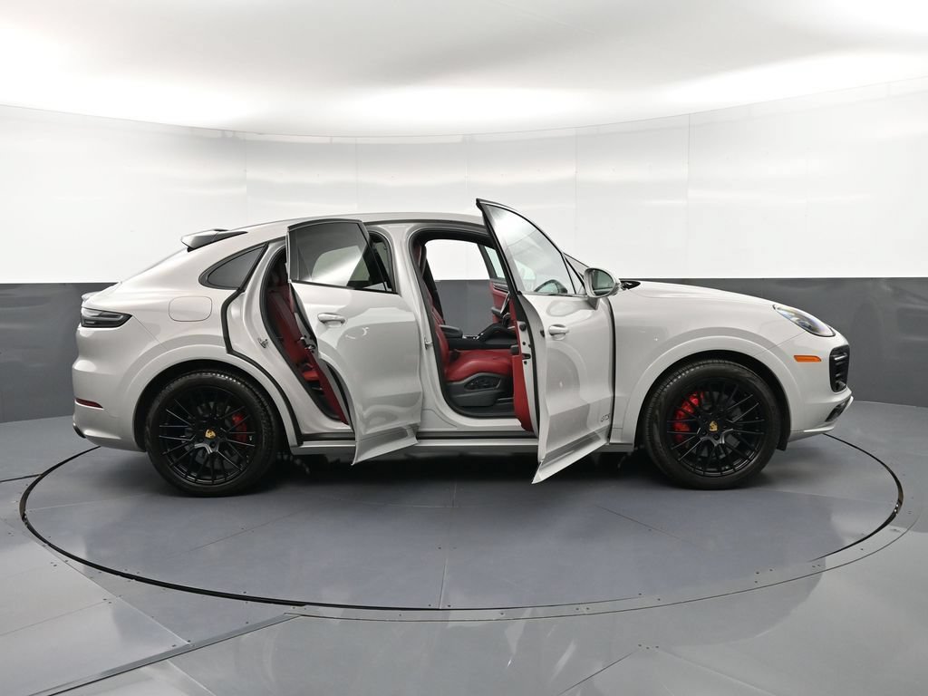 Certified 2023 Porsche Cayenne GTS AWD/4WD image 35