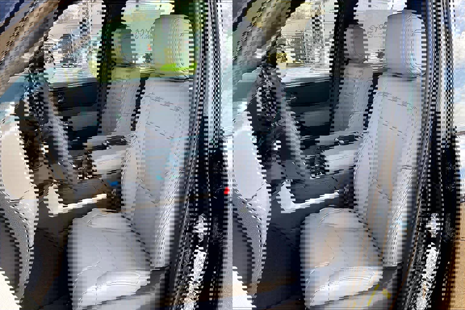 New 2026 Toyota Tundra Limited image 9