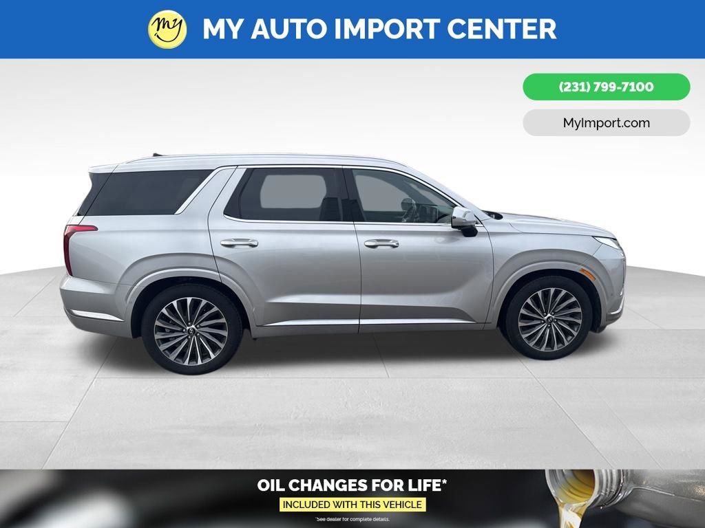 Used 2024 Hyundai Palisade Calligraphy image 8