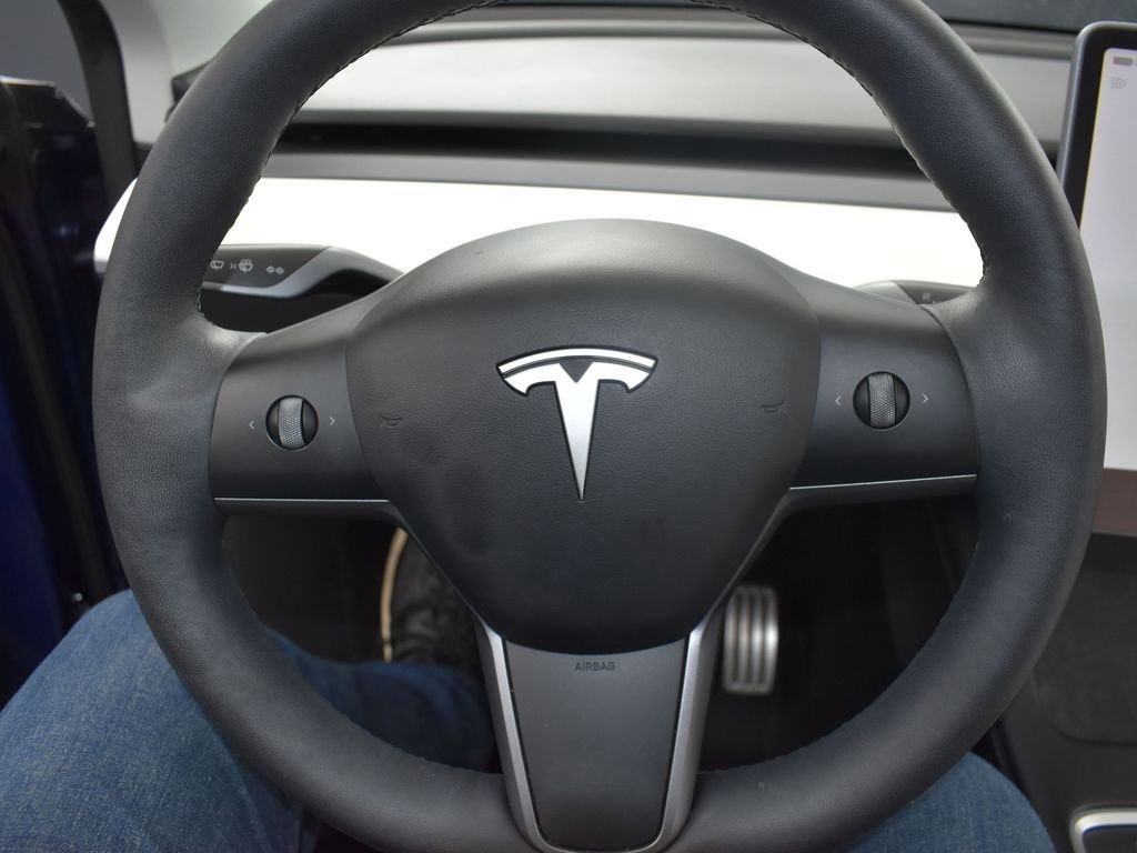 Used 2022 Tesla Model Y Performance image 16