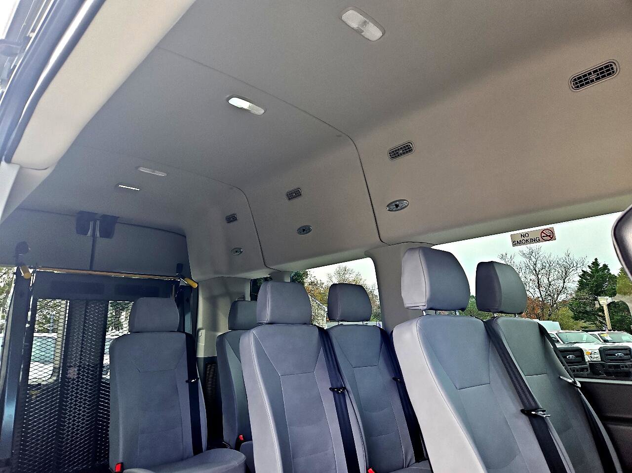 Used 2020 Ford Transit 350 XL image 29