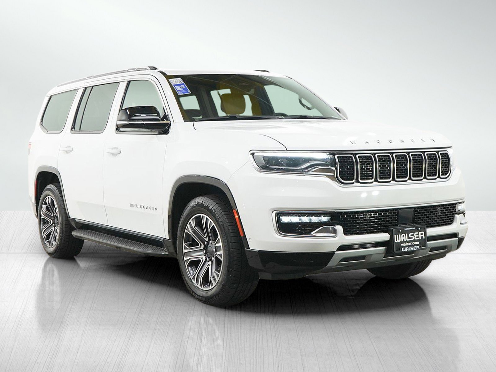 Used 2024 Jeep Wagoneer Series II w/ Flexible Seating Group AWD/4WD image 7