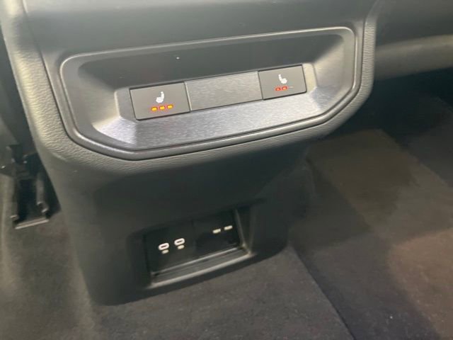 New 2025 Volkswagen Atlas Cross Sport SEL Premium R-Line image 22