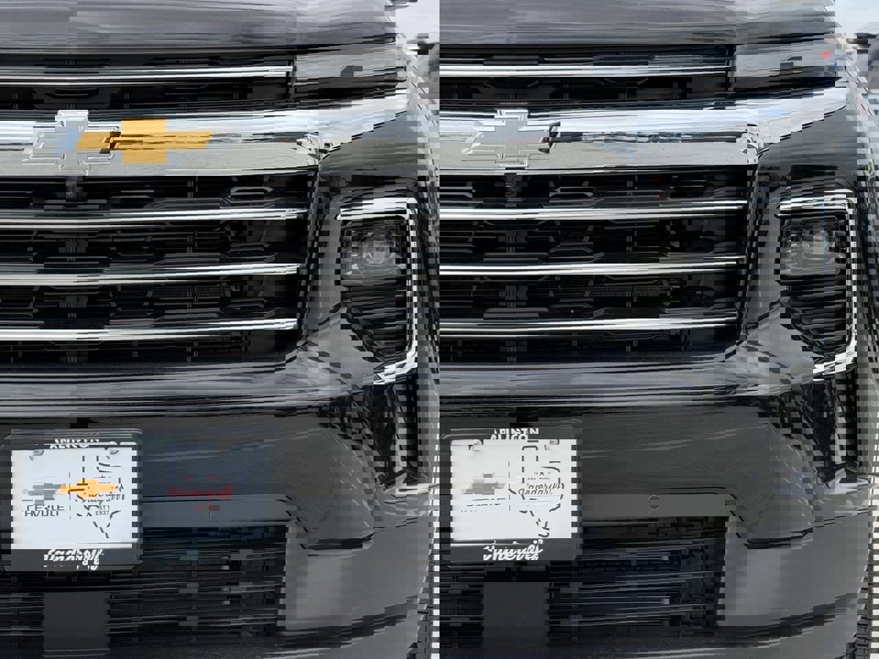 New 2026 Chevrolet Traverse LT w/ Enhanced Driving Package image 8