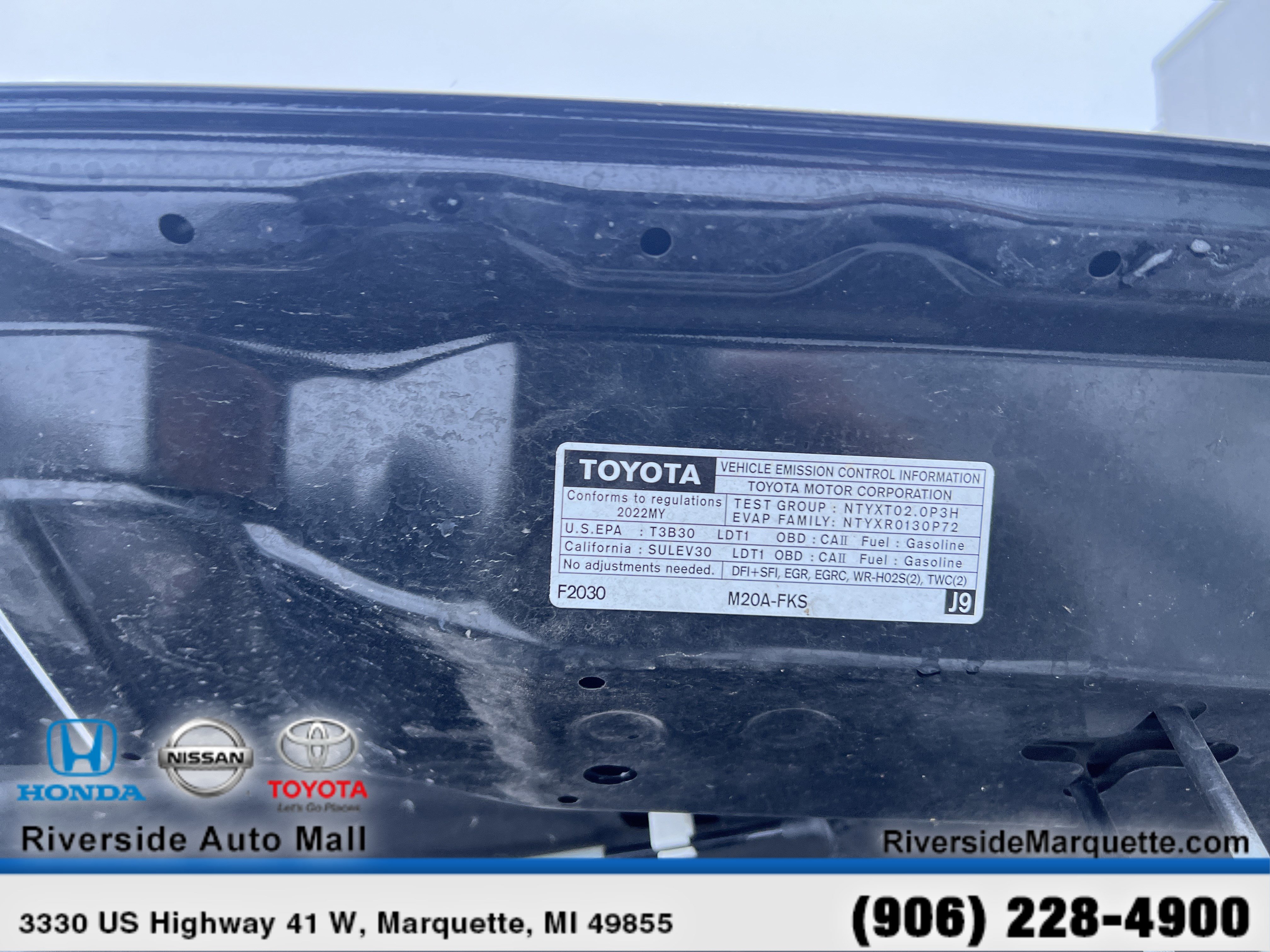 Used 2022 Toyota Corolla Cross XLE image 14