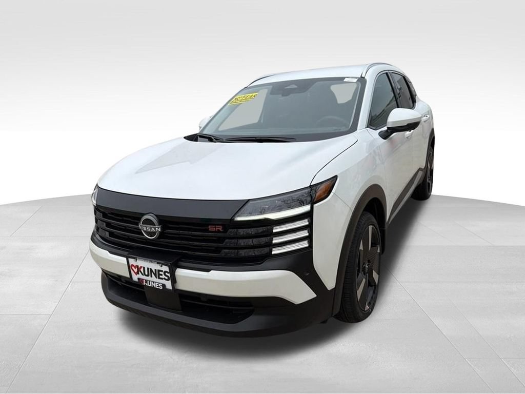 Used 2025 Nissan Kicks SR FWD image 5