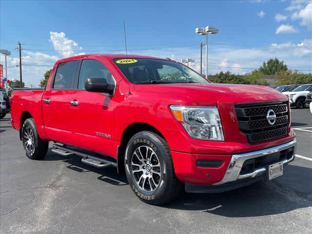 Used 2021 Nissan Titan SV w/ SV Convenience Package