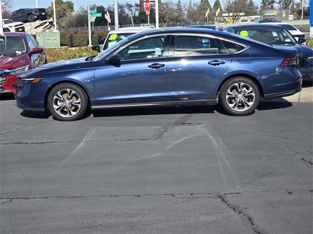 Used 2023 Honda Accord EX image 7