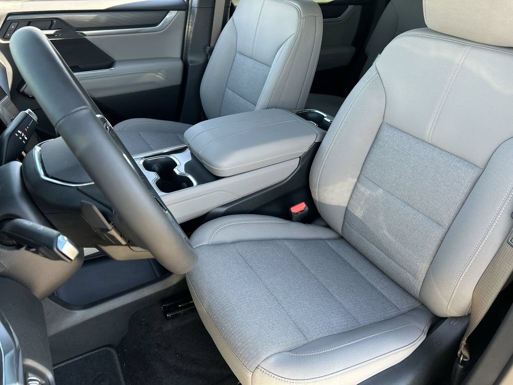 New 2026 GMC Acadia Elevation FWD image 19