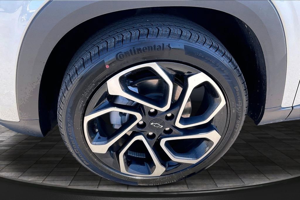 Used 2024 Chevrolet Trax RS w/ Driver Confidence Package FWD image 9