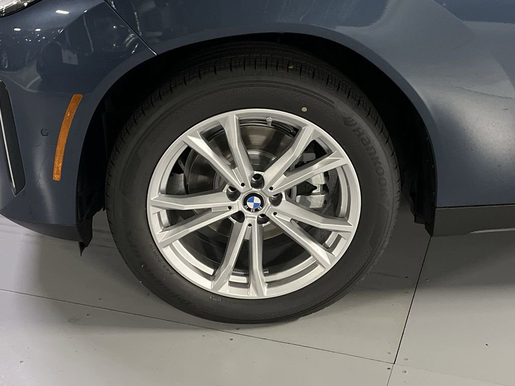 New 2025 BMW X3 xDrive30i w/ Convenience Package image 10