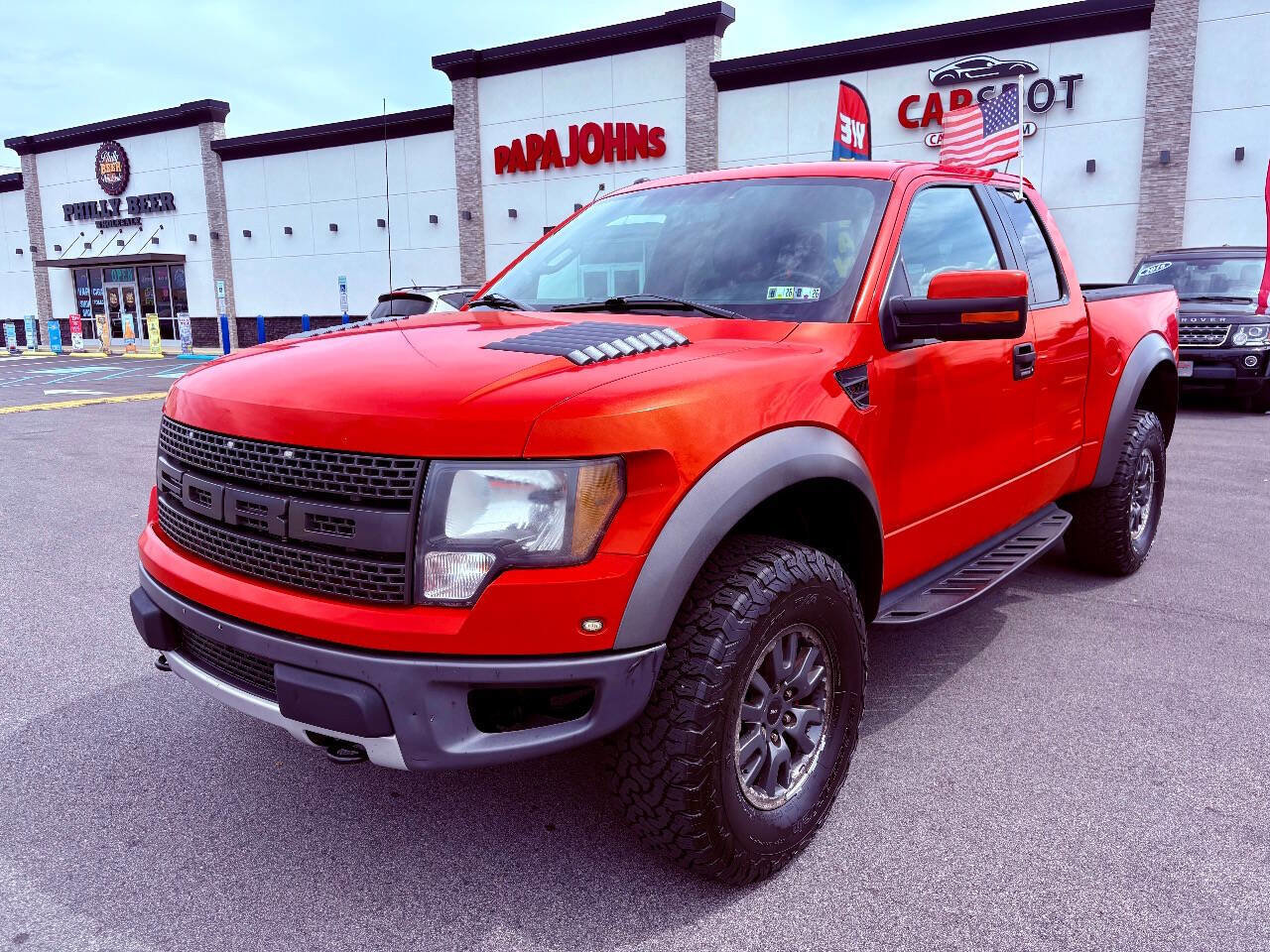 Used 2010 Ford F150 Raptor image 2