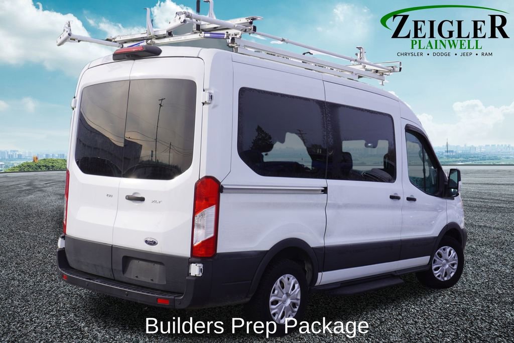 Used 2019 Ford Transit 150 XLT image 3
