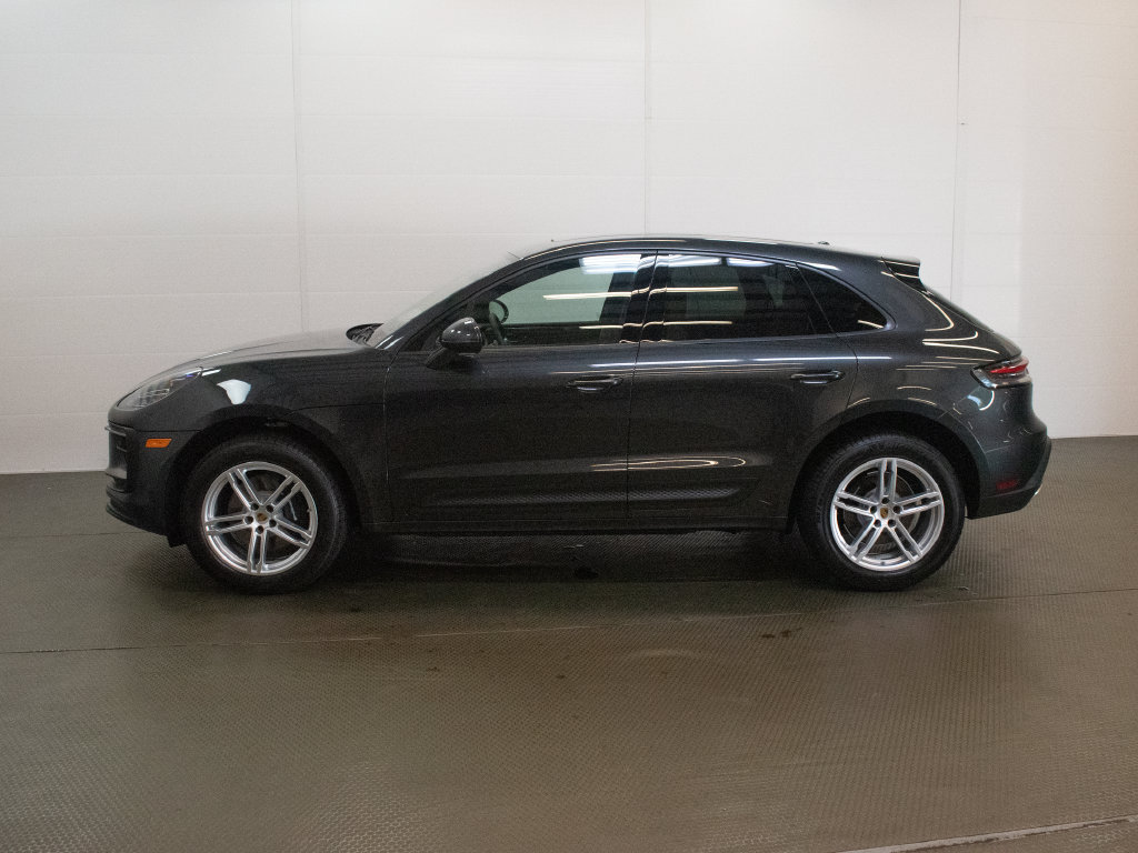 New 2026 Porsche Macan AWD/4WD image 2