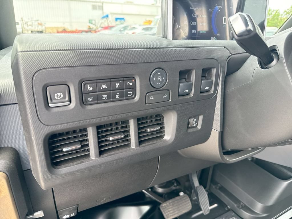 Used 2024 Chevrolet Brightdrop 600 w/ Battery Pack, Max Range AWD/4WD image 19