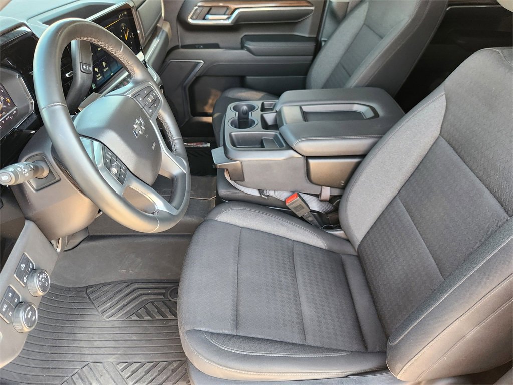 Used 2024 Chevrolet Silverado 1500 LT Trail Boss image 13