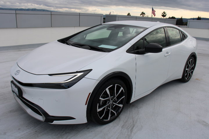 Certified 2024 Toyota Prius Prime image 6