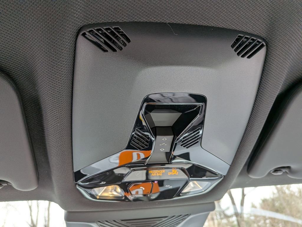 New 2026 BMW X1 xDrive28i w/ Technology Package image 15