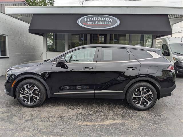 Used 2024 Kia Sportage EX FWD image 2