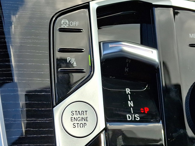 New 2026 BMW X5 xDrive40i w/ M Sport Package image 18