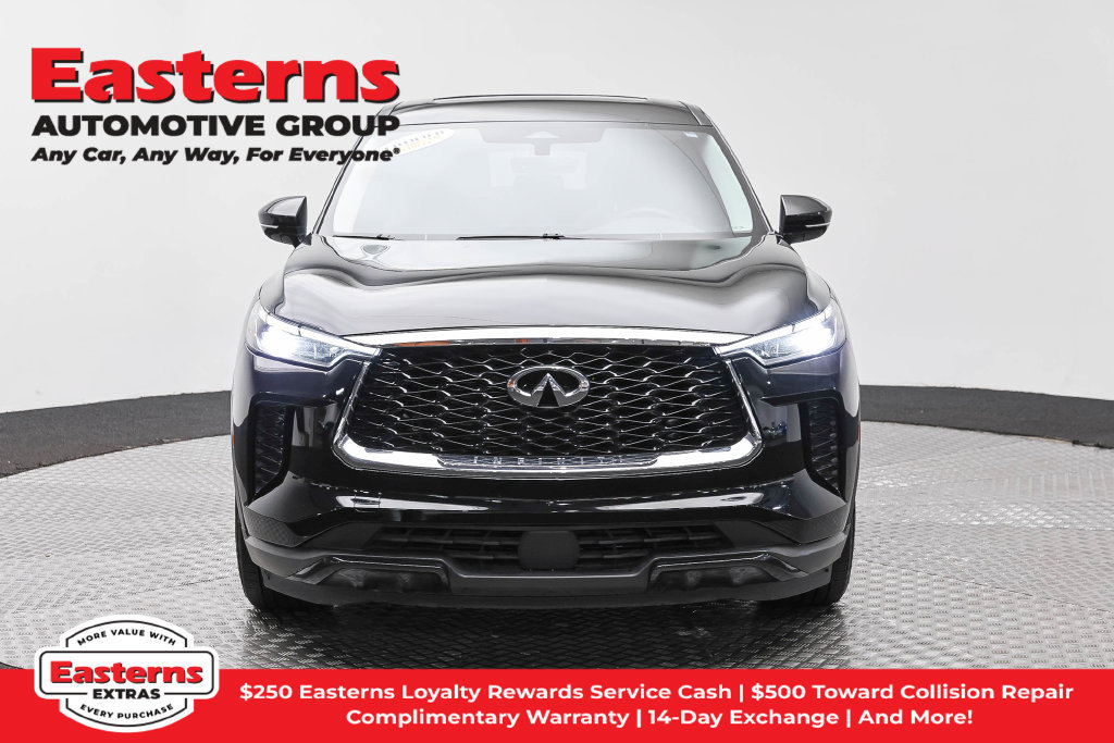Used 2023 INFINITI QX60 Pure AWD/4WD image 3