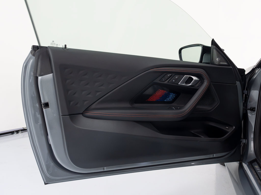 Used 2026 BMW M2 w/ Lighting Package RWD image 10