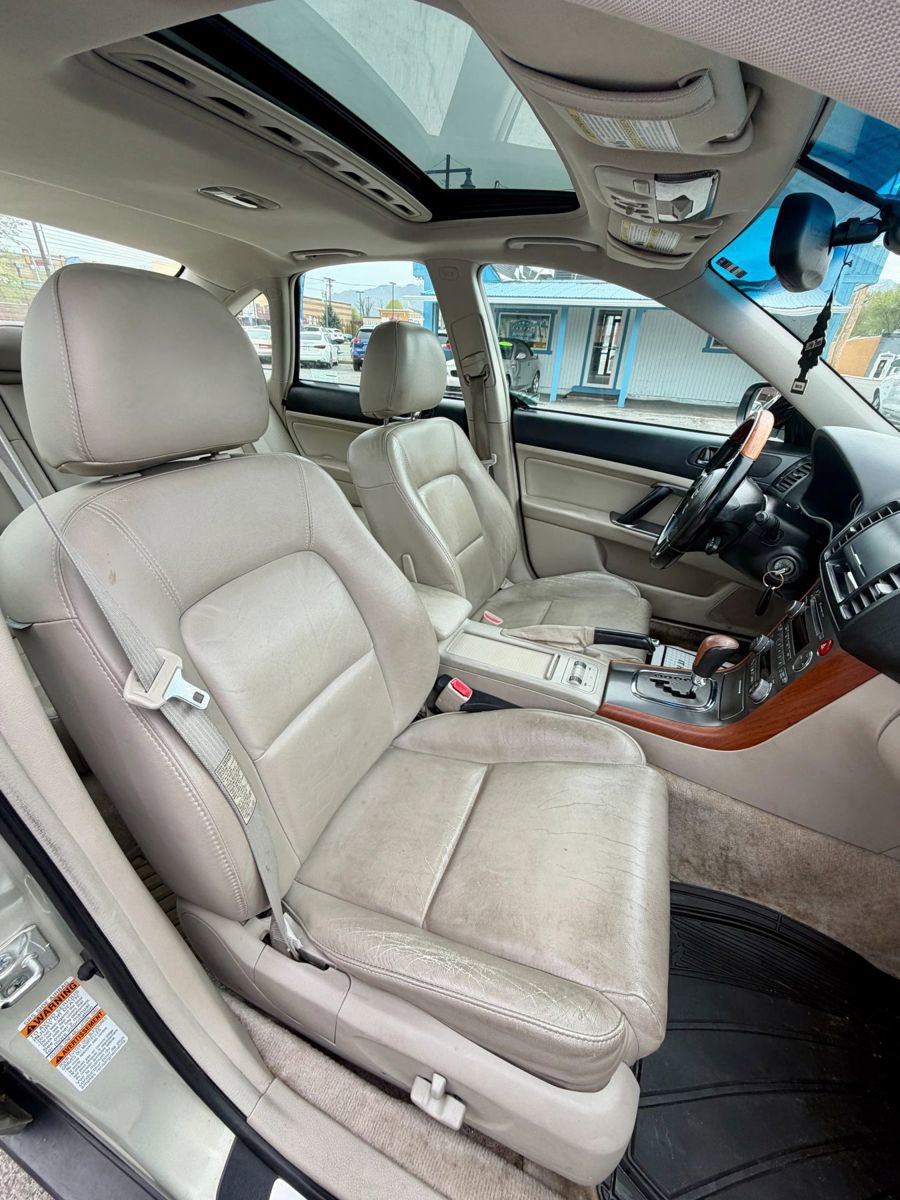 Used 2005 Subaru Outback 3.0R image 11