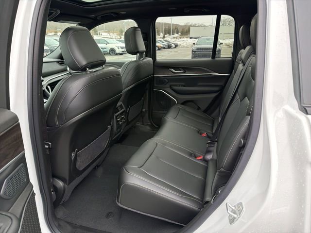 New 2026 Jeep Grand Cherokee Limited image 10