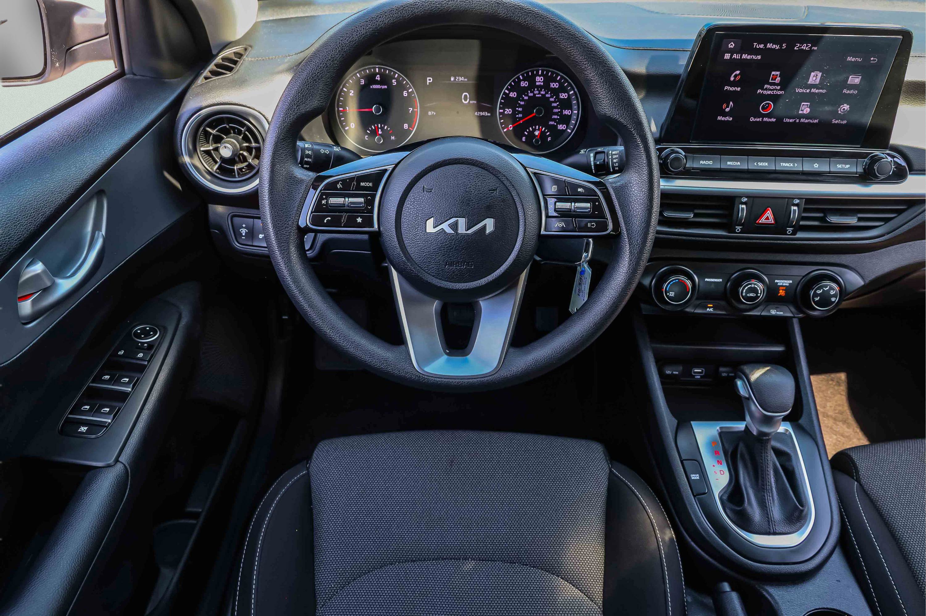 Certified 2023 Kia Forte LXS w/ LXS Technology Package FWD image 17