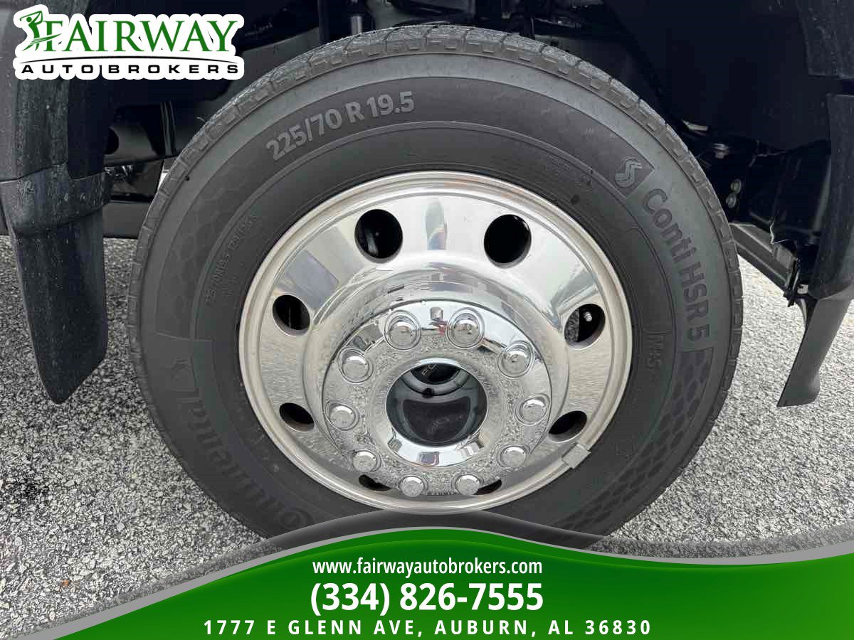 Used 2026 Ford F450 Lariat AWD/4WD image 32