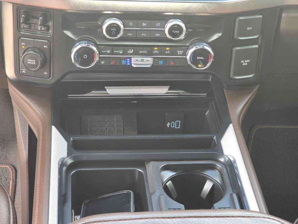 Used 2023 Ford F250 King Ranch w/ Chrome Package AWD/4WD image 29