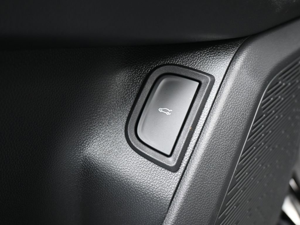 New 2026 Chevrolet Equinox RS FWD image 30