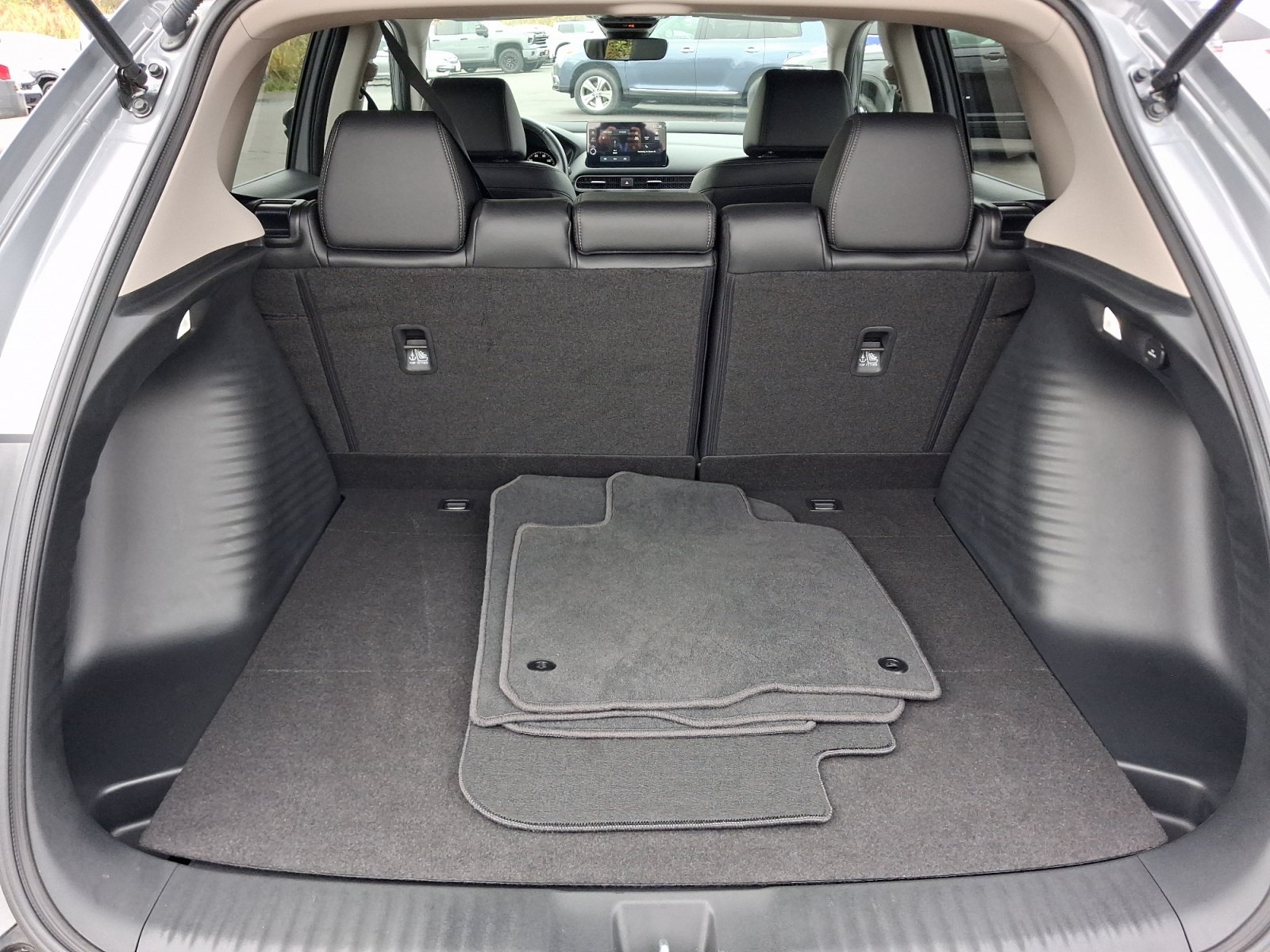 Used 2027 Honda HR-V EX-L image 25