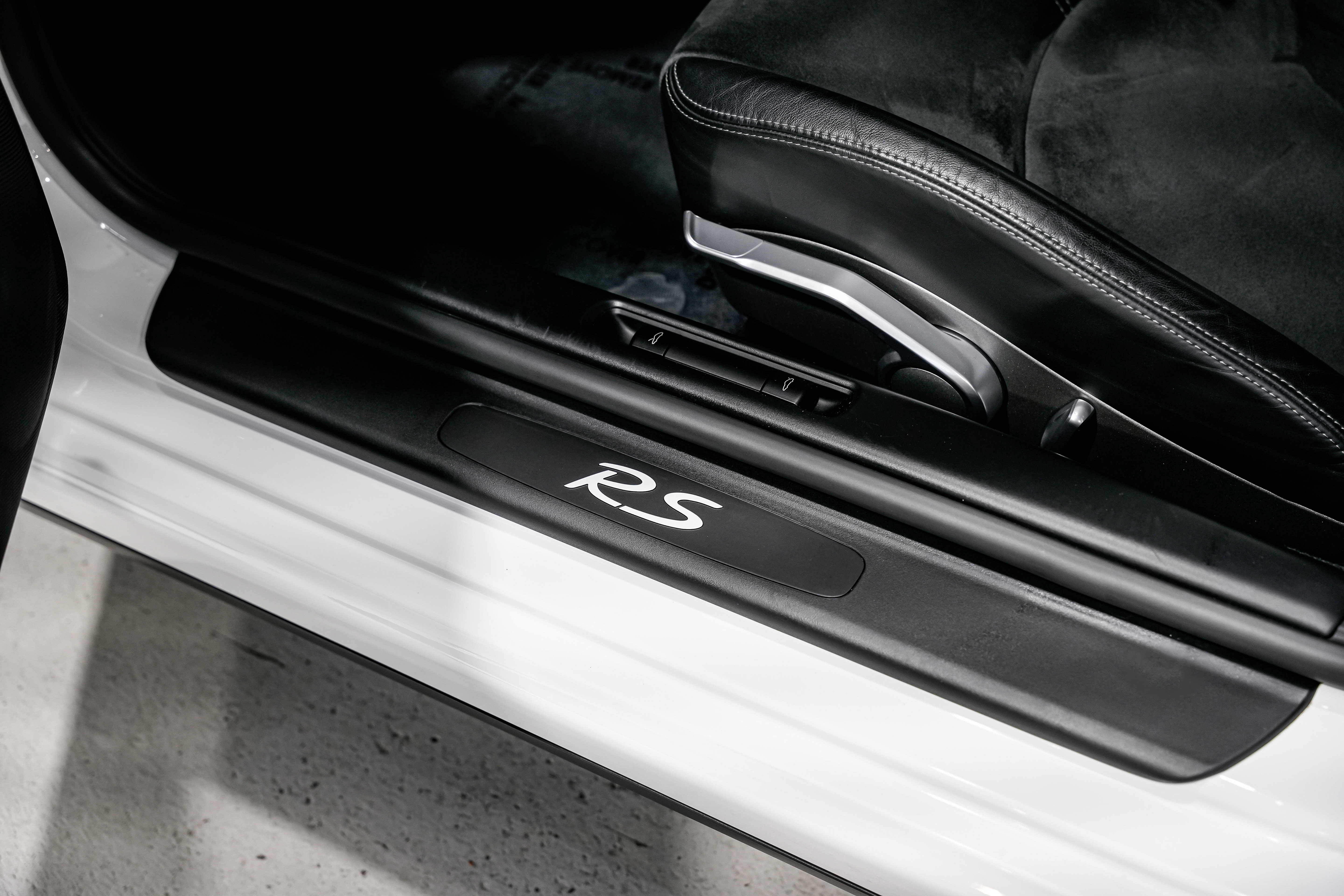 Used 2008 Porsche 911 GT3 RS image 23