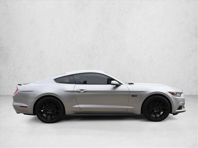 Used 2017 Ford Mustang GT w/ Black Accent Package RWD image 20