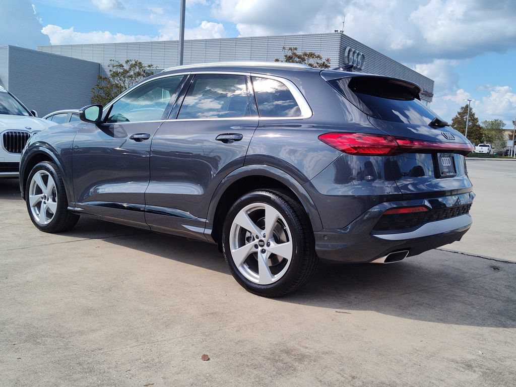 Certified 2025 Audi Q5 Prestige AWD/4WD image 6
