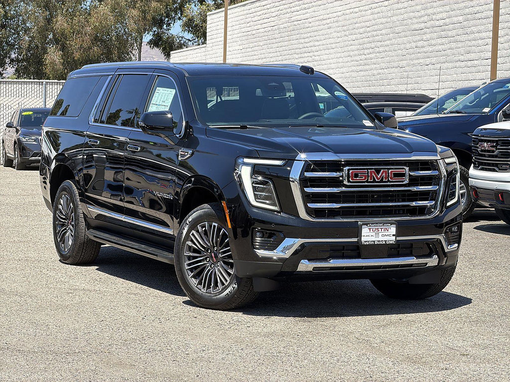 New 2026 GMC Yukon XL Elevation RWD video 1