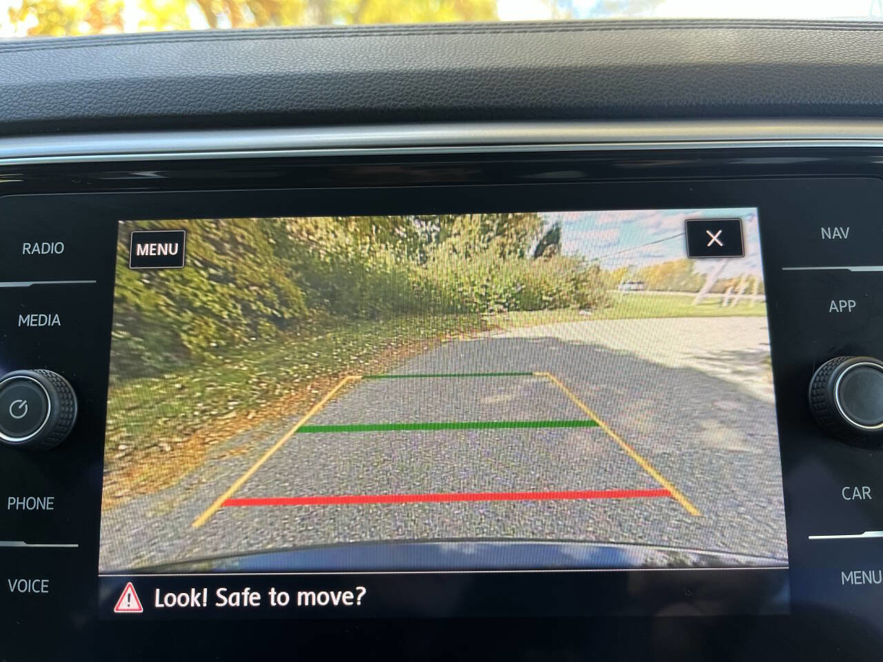 Used 2019 Volkswagen Atlas SEL Premium image 19