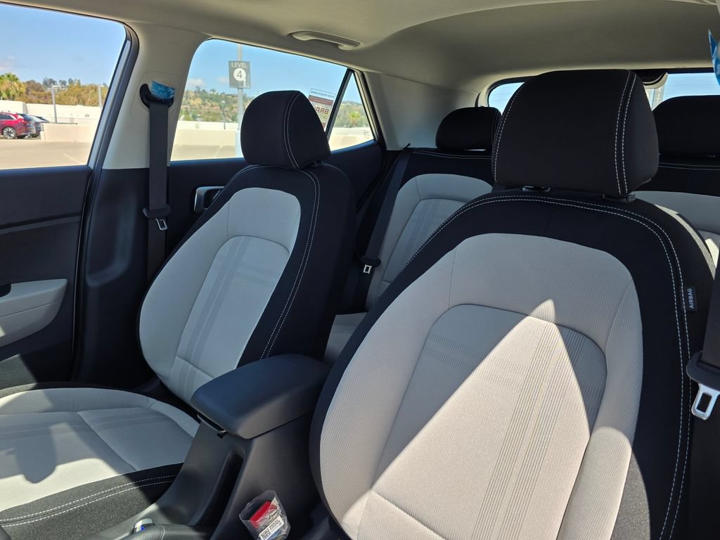 New 2026 Hyundai Venue SEL FWD image 12