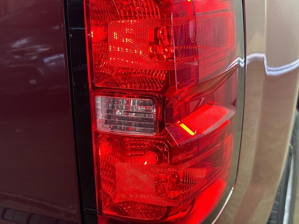 Used 2017 Chevrolet Silverado 1500 LT w/ All Star Edition image 29